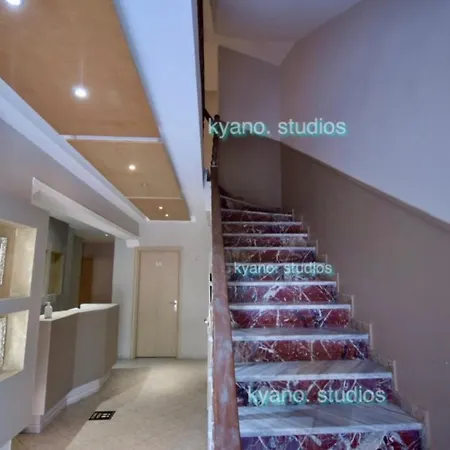 Kyano Studios-sotiria بيت ضيافة يميناريا