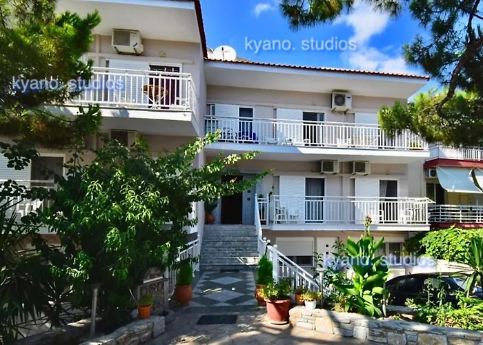 Kyano Studios-sotiria Πανσιόν 3*